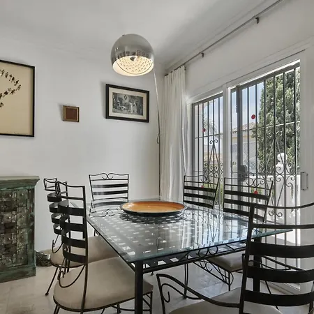 Villa Pinsapo *