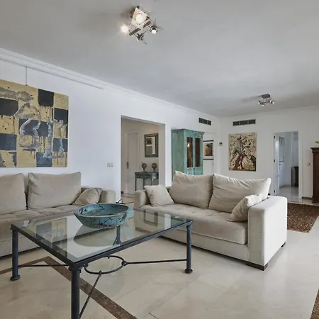 Pinsapo Villa
